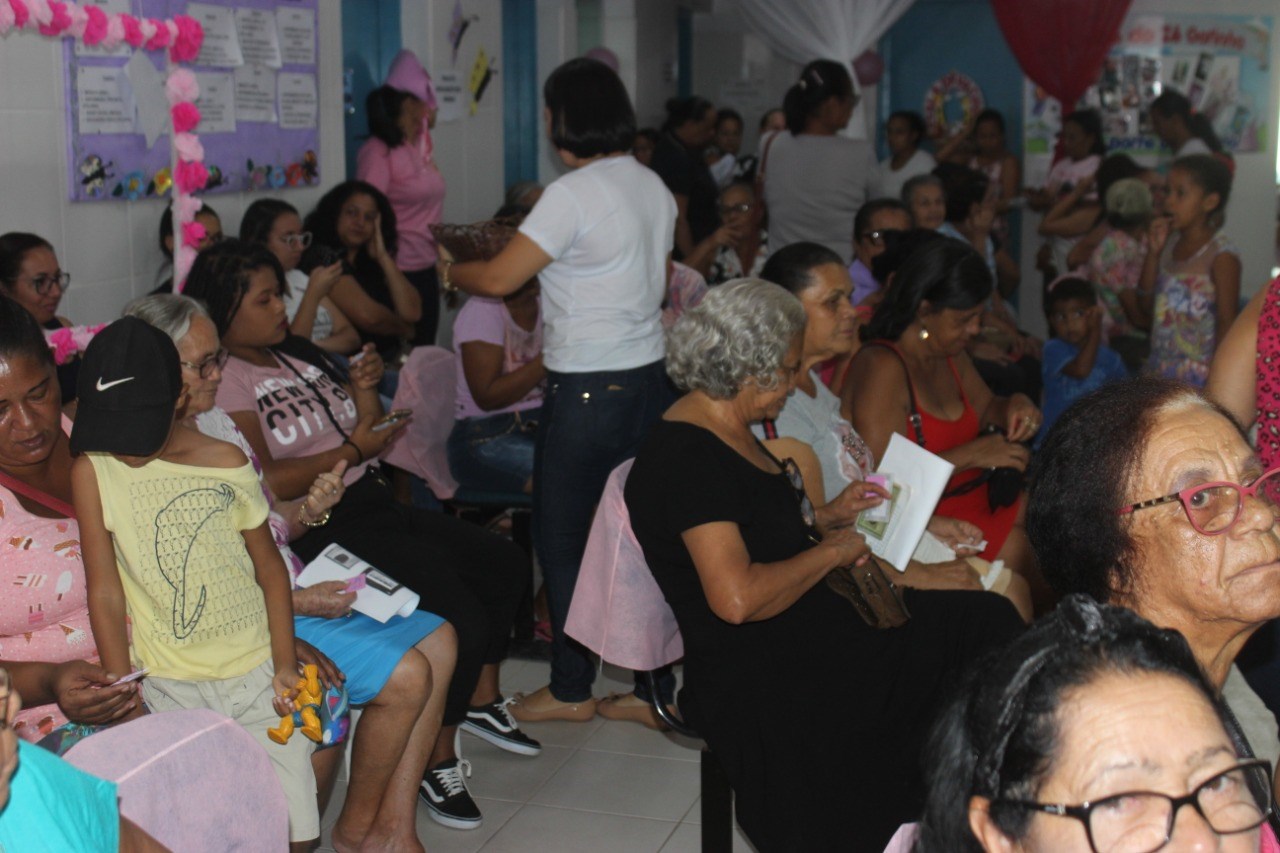 Camacã: PSFs Luís Pereira I e II comemoram Outubro Rosa com ações de saúde